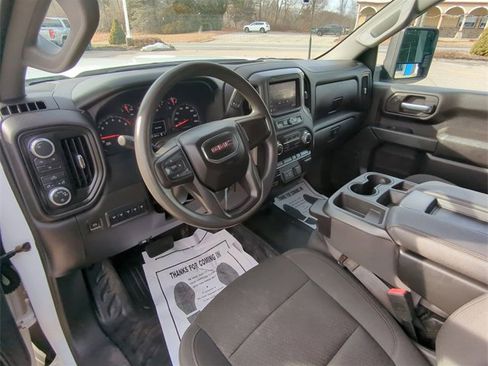 Used 2022 GMC Sierra 3500 Pro w/ Convenience Package image 18