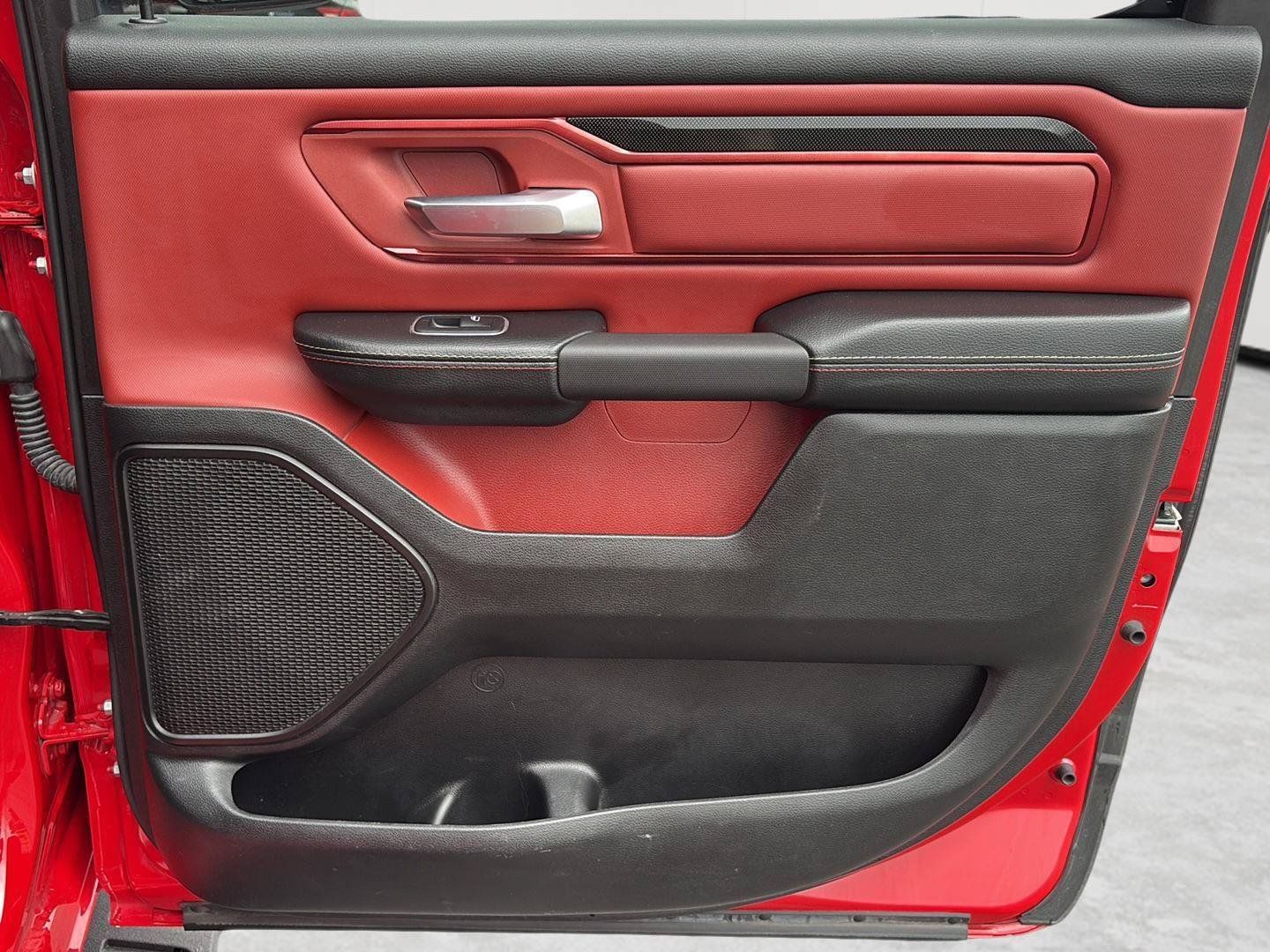 Used 2022 RAM 1500 Rebel AWD/4WD image 27