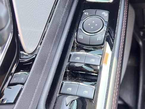 Used 2023 Lincoln Aviator Reserve w/ Equipment Group 201A AWD/4WD image 18
