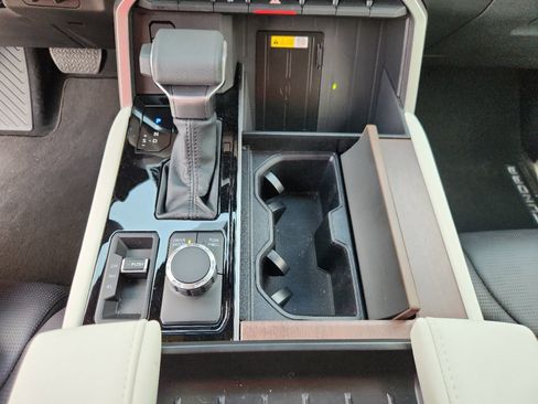 Used 2023 Toyota Tundra Capstone image 23