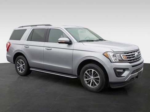 Used 2021 Ford Expedition XLT image 12