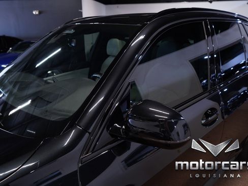 Used 2023 BMW X5 sDrive40i w/ M Sport Package image 12