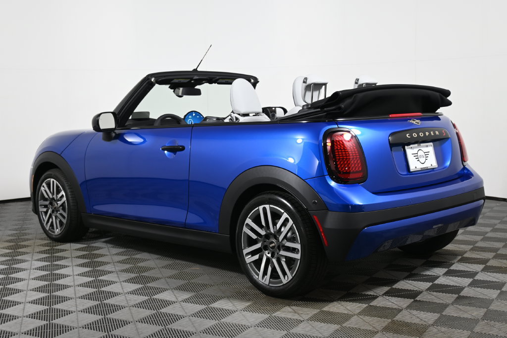 Used 2026 MINI Cooper S FWD image 12