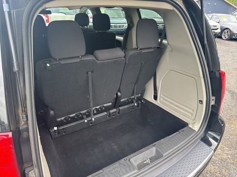 Used 2019 Dodge Grand Caravan SE image 47