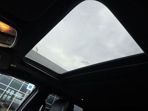 Used 2019 Jeep Grand Cherokee Altitude image 30