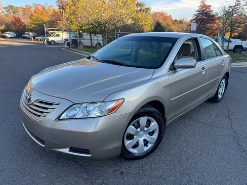 Used 2007 Toyota Camry LE image 24