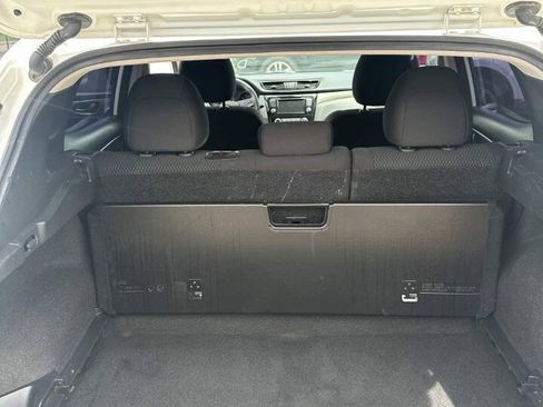 Used 2019 Nissan Rogue Sport S FWD image 8