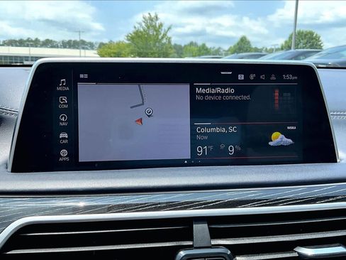 Used 2022 BMW 750i xDrive w/ Luxury Rear Seating Package AWD/4WD image 35