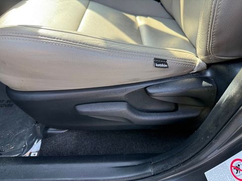 Used 2016 Toyota RAV4 XLE image 7