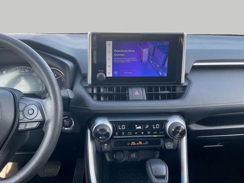 Used 2025 Toyota RAV4 XLE FWD image 7