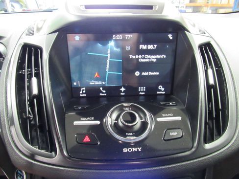 Used 2017 Ford Escape Titanium w/ Equipment Group 301A AWD/4WD image 19