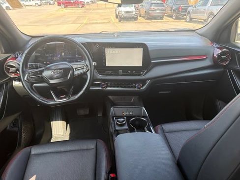 Used 2025 Chevrolet Equinox RS w/ Convenience Package III FWD image 21