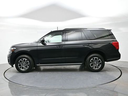 Used 2024 Ford Expedition XLT image 4