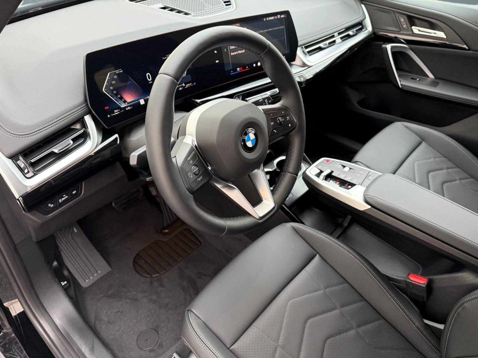 Used 2026 BMW X1 xDrive28i w/ Convenience Package AWD/4WD image 4