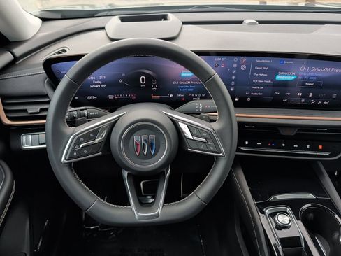 Certified 2025 Buick Envision Sport Touring image 19