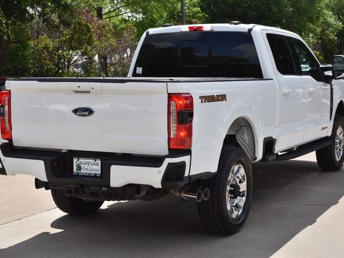 Used 2023 Ford F250 Lariat w/ Lariat Ultimate Package AWD/4WD image 6