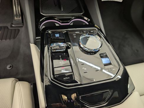 New 2026 BMW 530i w/ Executive Package RWD image 23