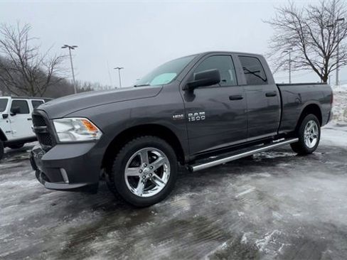 Used 2018 RAM 1500 Express w/ Express Value Package image 4