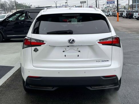 Used 2016 Lexus NX 300h AWD w/ Premium Package image 4