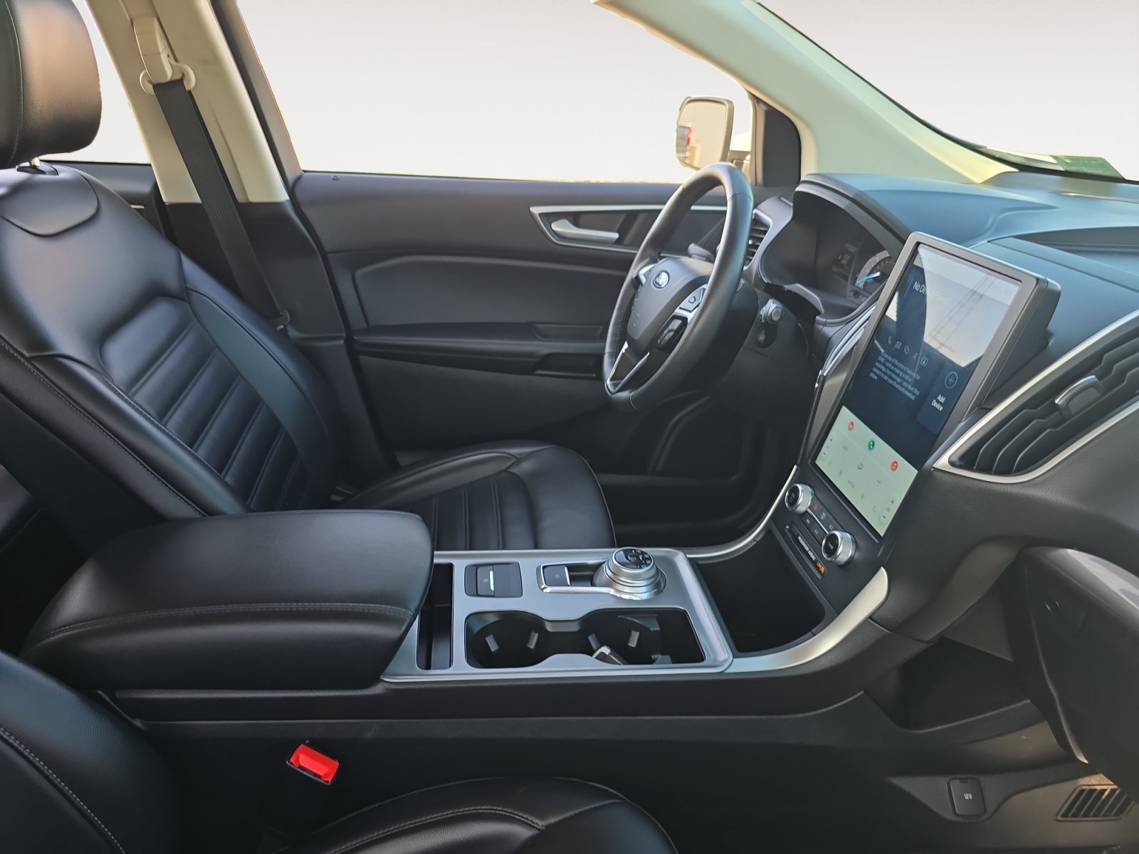 Used 2024 Ford Edge SEL AWD/4WD image 15