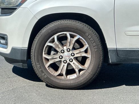 Used 2016 GMC Acadia SLT image 24