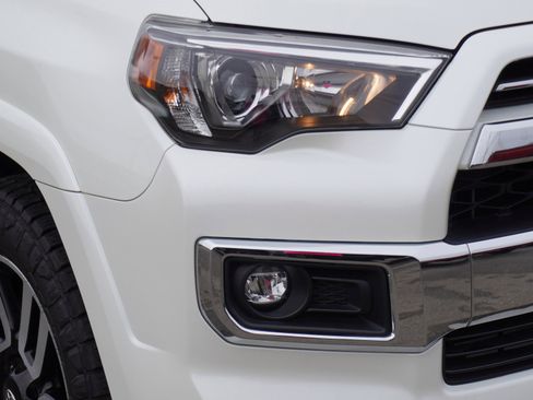 Used 2022 Toyota 4Runner Limited image 3