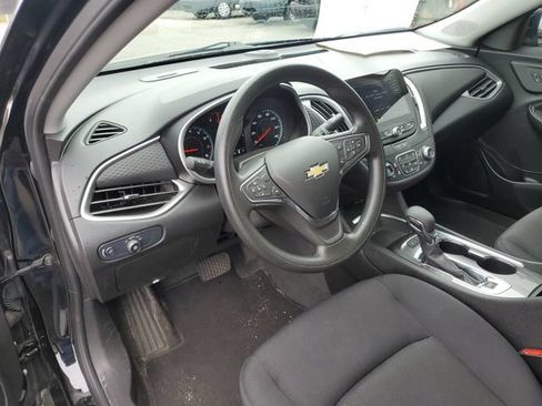 Used 2025 Chevrolet Malibu LT FWD image 10