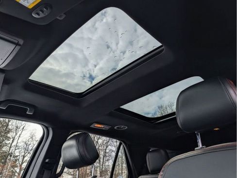 Used 2017 Ford Explorer Sport w/ Equipment Group 401A image 18