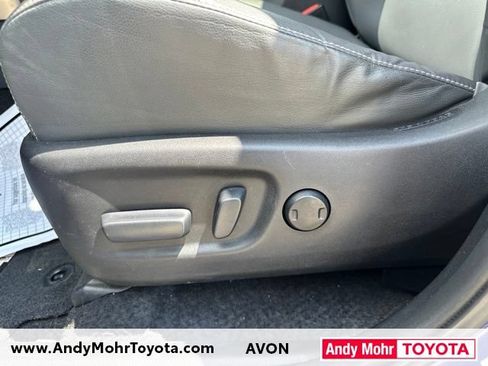 Used 2015 Toyota RAV4 Limited AWD/4WD image 12