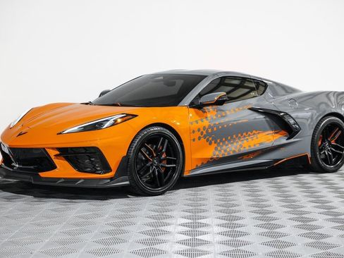 Used 2024 Chevrolet Corvette Stingray Coupe w/ 1LT image 17