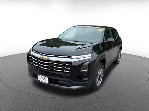 Used 2025 Chevrolet Equinox LT FWD image 7