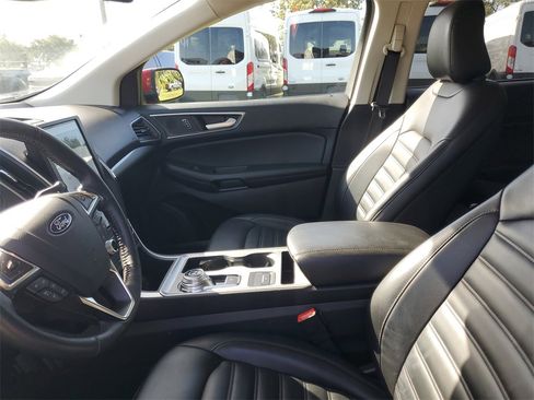 Used 2024 Ford Edge SEL image 14