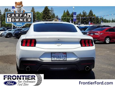 Used 2024 Ford Mustang Coupe RWD image 5