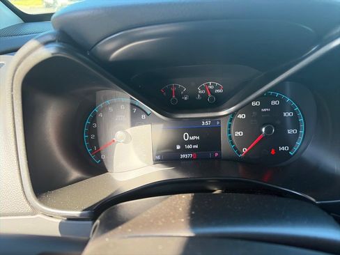Used 2020 Chevrolet Colorado LT w/ LT Convenience Package AWD/4WD image 10