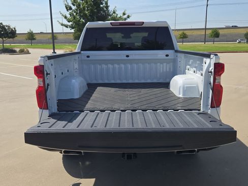 Used 2025 Chevrolet Silverado 1500 Custom Trail Boss AWD/4WD image 29