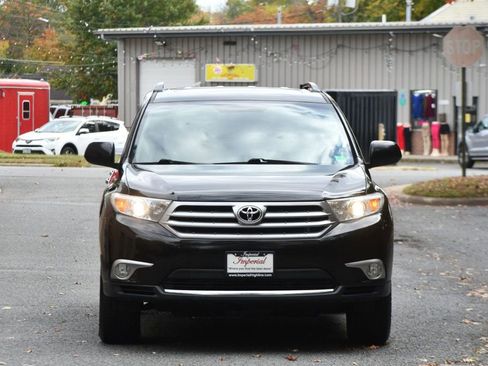 Used 2013 Toyota Highlander SE image 2