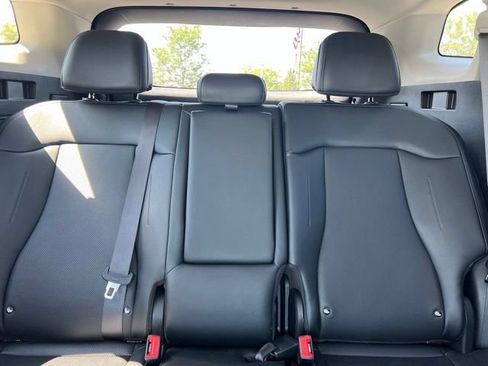 Certified 2025 Kia Sportage EX AWD/4WD image 33