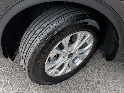Used 2025 Ford Escape Active FWD image 42
