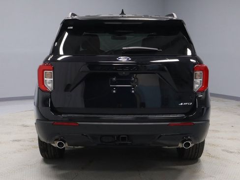 Certified 2024 Ford Explorer ST-Line w/ Class IV Trailer Tow Package image 11