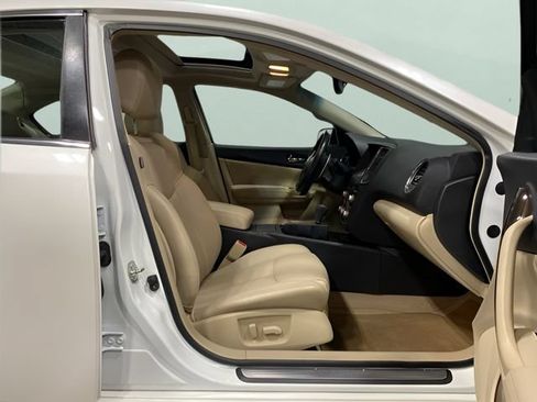 Used 2014 Nissan Maxima 3.5 SV w/ Premium Package FWD image 30