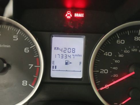 Used 2013 Subaru Crosstrek 2.0i Premium AWD/4WD image 35
