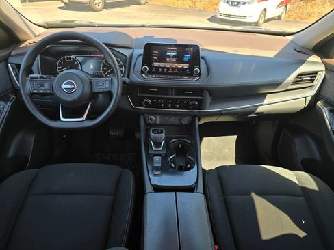 Used 2023 Nissan Rogue S FWD image 5