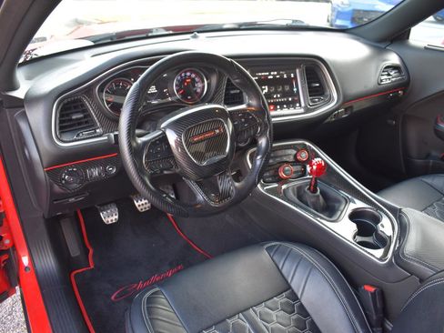 Used 2019 Dodge Challenger R/T Scat Pack w/ Widebody Package RWD image 26