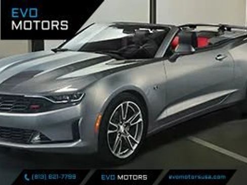 Used 2020 Chevrolet Camaro LT RWD image 1