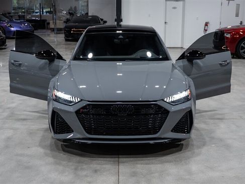 Used 2023 Audi RS 7 Sportback AWD/4WD image 43