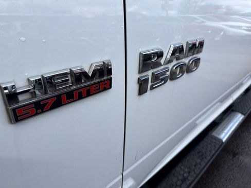 Used 2017 RAM 1500 Express w/ Express Value Package AWD/4WD image 12
