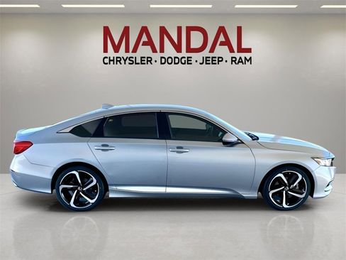 Used 2020 Honda Accord Sport image 5