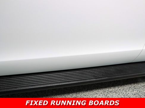 Used 2021 Ford Expedition XLT image 12