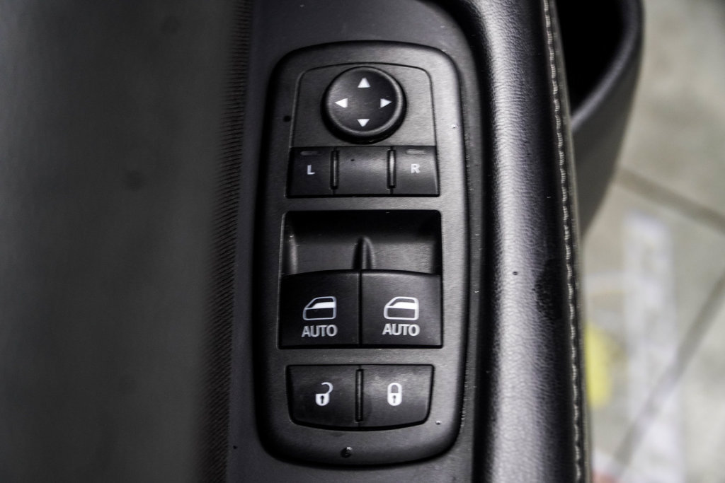 Used 2021 Dodge Challenger R/T Scat Pack RWD image 38