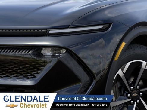 New 2026 Chevrolet Equinox EV LT FWD image 10